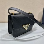 Prada flight attendant bag 🎉 1BD320